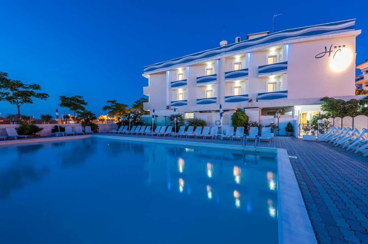 Hotel Corinna Rimini Buitenkant foto