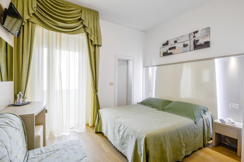 Hotel Corinna Rimini Buitenkant foto